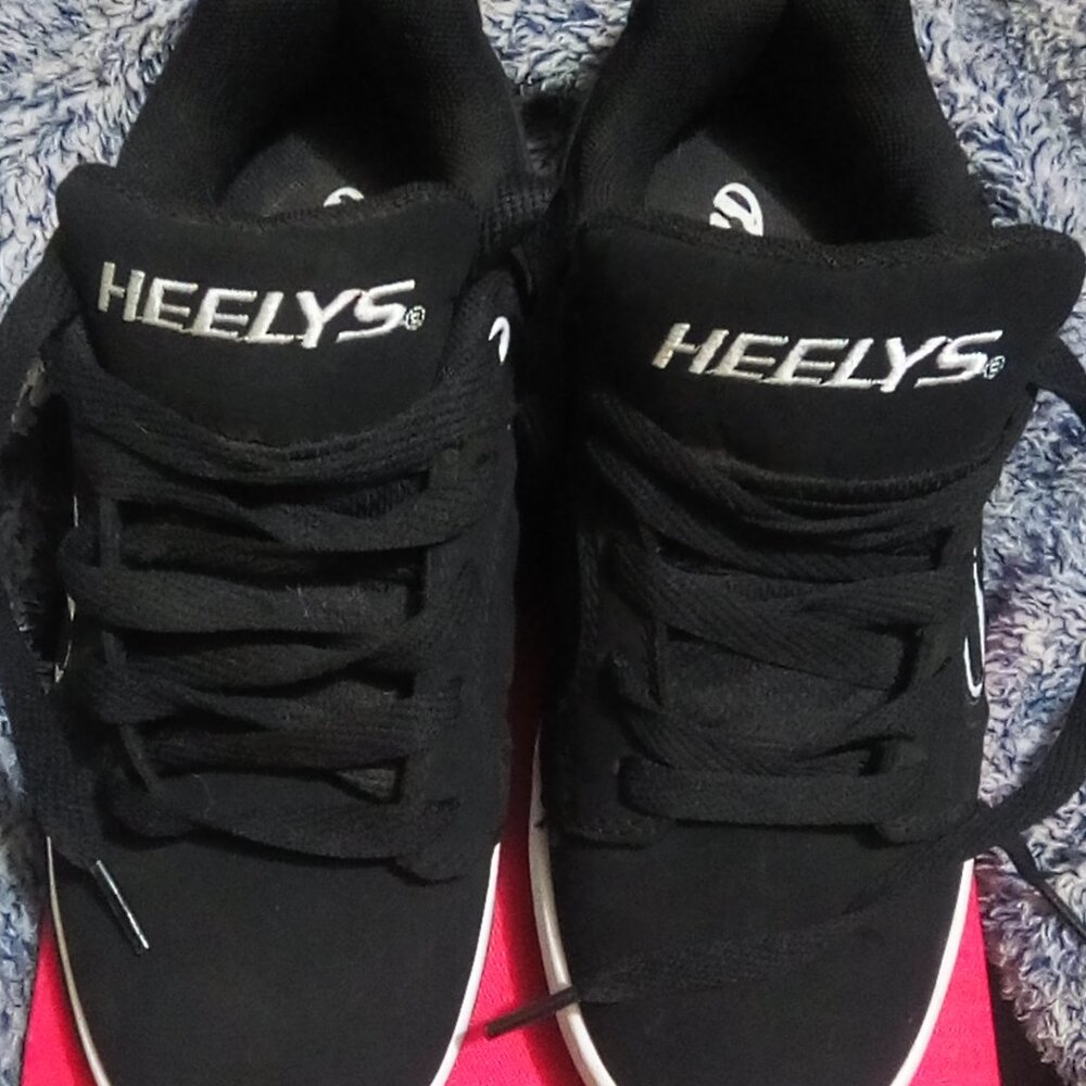 HEELYS - Picture 3 of 7